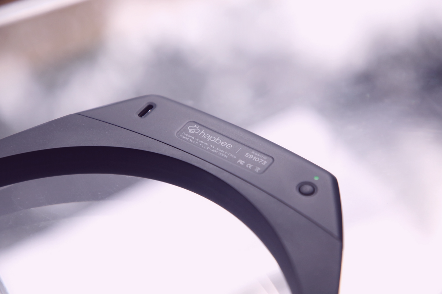 Hapbee Smart Wearable